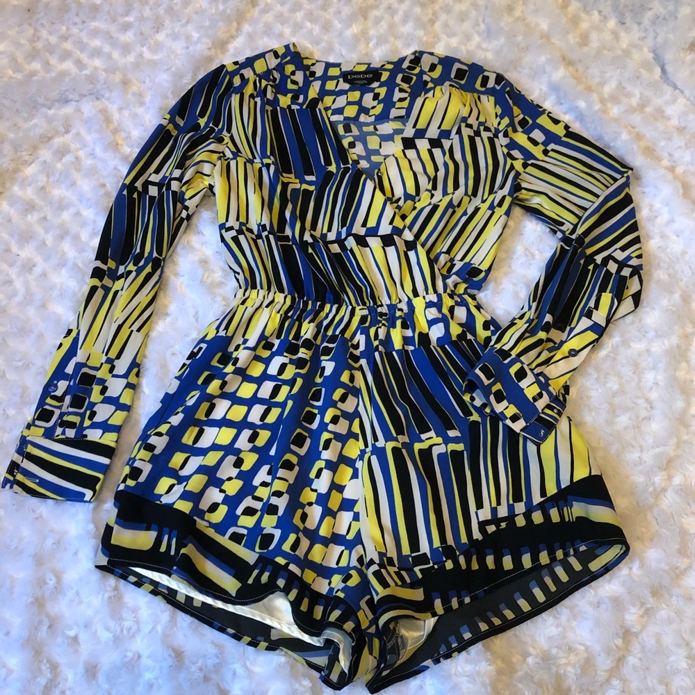 BEBE Long Sleeve Romper Size XXS